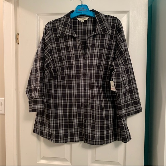 Ladies black/white St Johns Bay plaid blouse. 2X - Picture 1 of 5